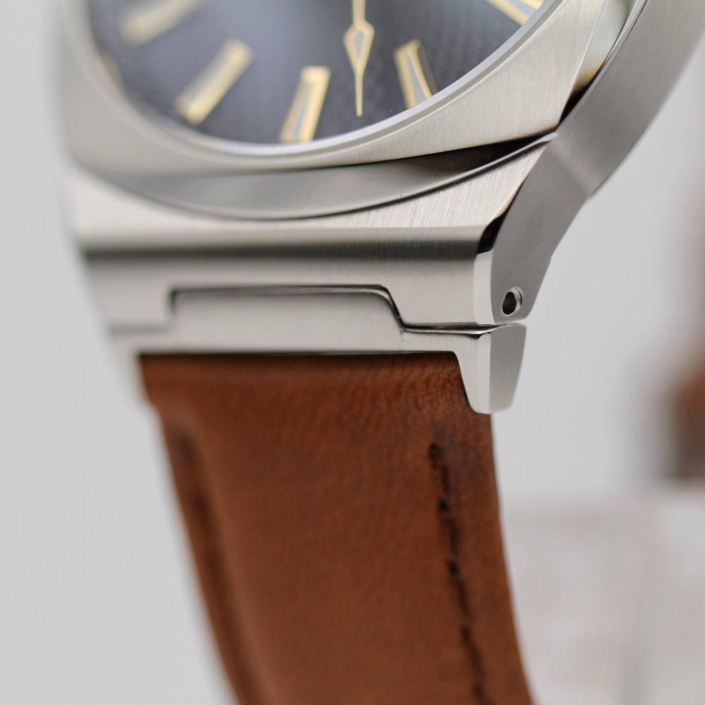 Gatekeeper Strap Adapter & Leather Strap